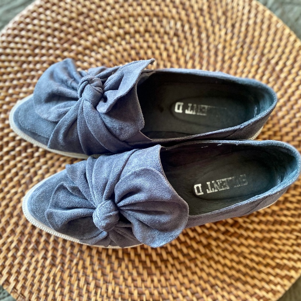 Gray Women's Slip-On Shoes with Knotted Bow Detail